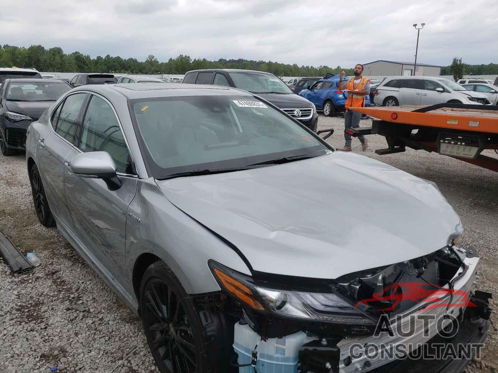 TOYOTA CAMRY 2021 - 4T1K31AKXMU558485