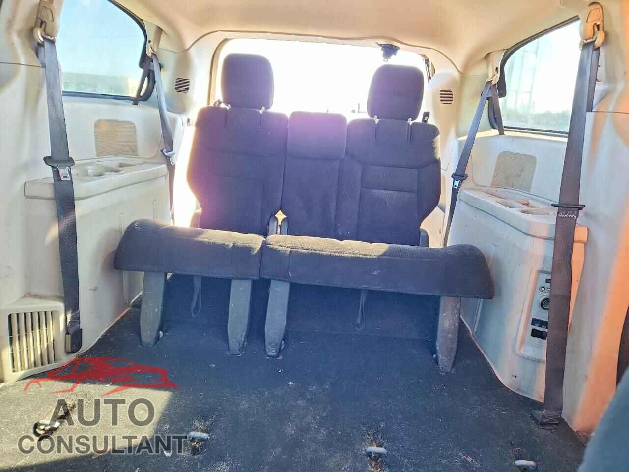 DODGE CARAVAN 2015 - 2C4RDGCG9FR524324