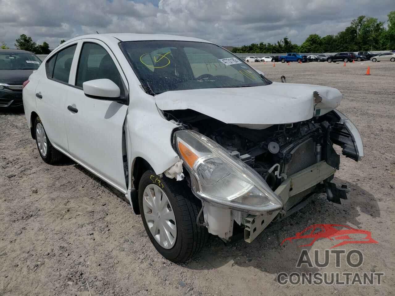 NISSAN VERSA 2017 - 3N1CN7AP4HL904888