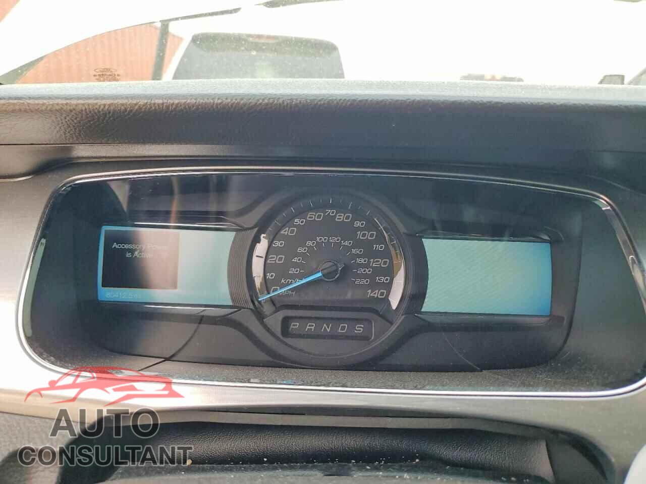 FORD TAURUS 2018 - 1FAHP2E82JG113553