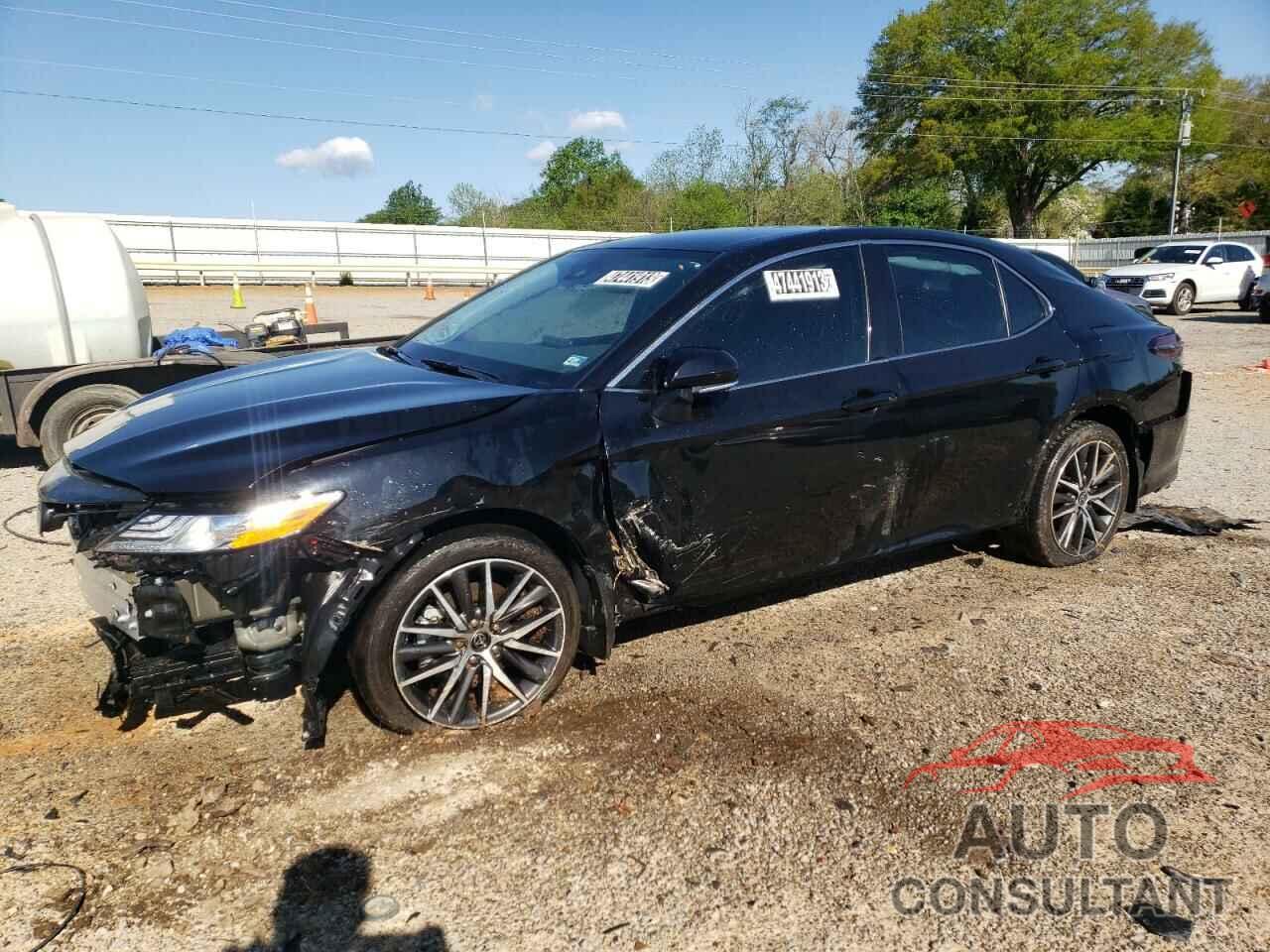 TOYOTA CAMRY 2021 - 4T1F11BK6MU035664