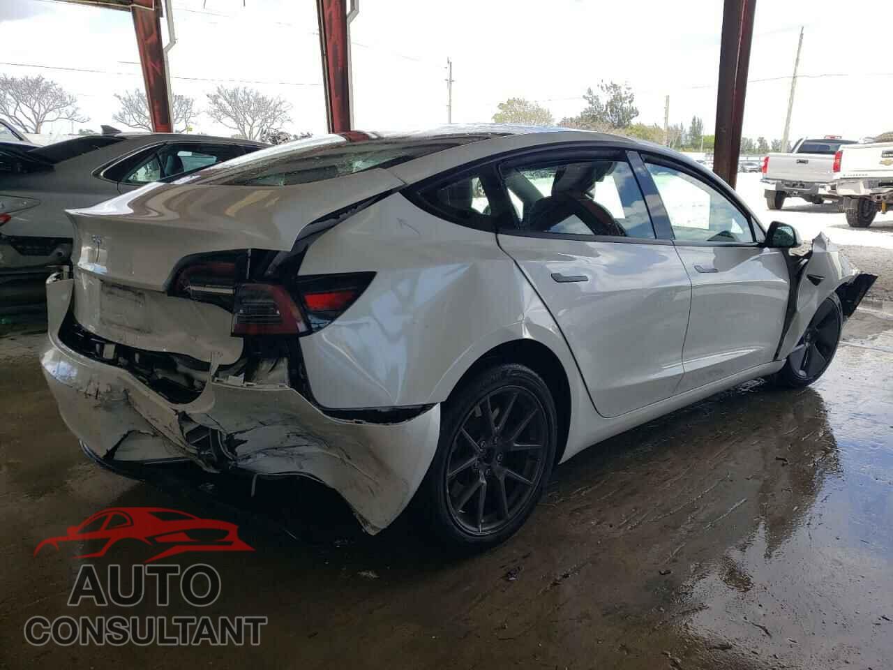 TESLA MODEL 3 2023 - 5YJ3E1EA5PF450082