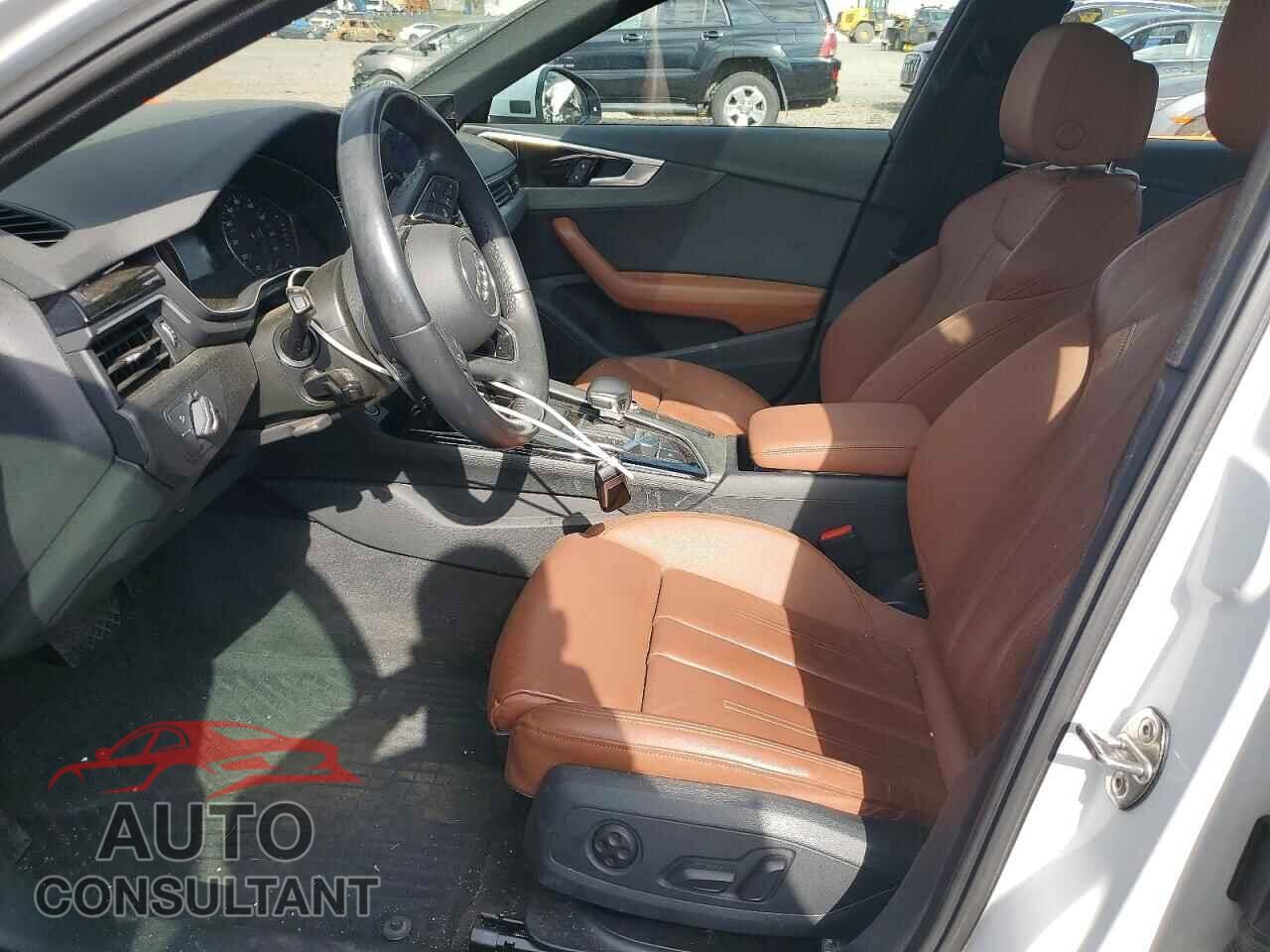 AUDI A4 2023 - WAUDAAF41PN008715
