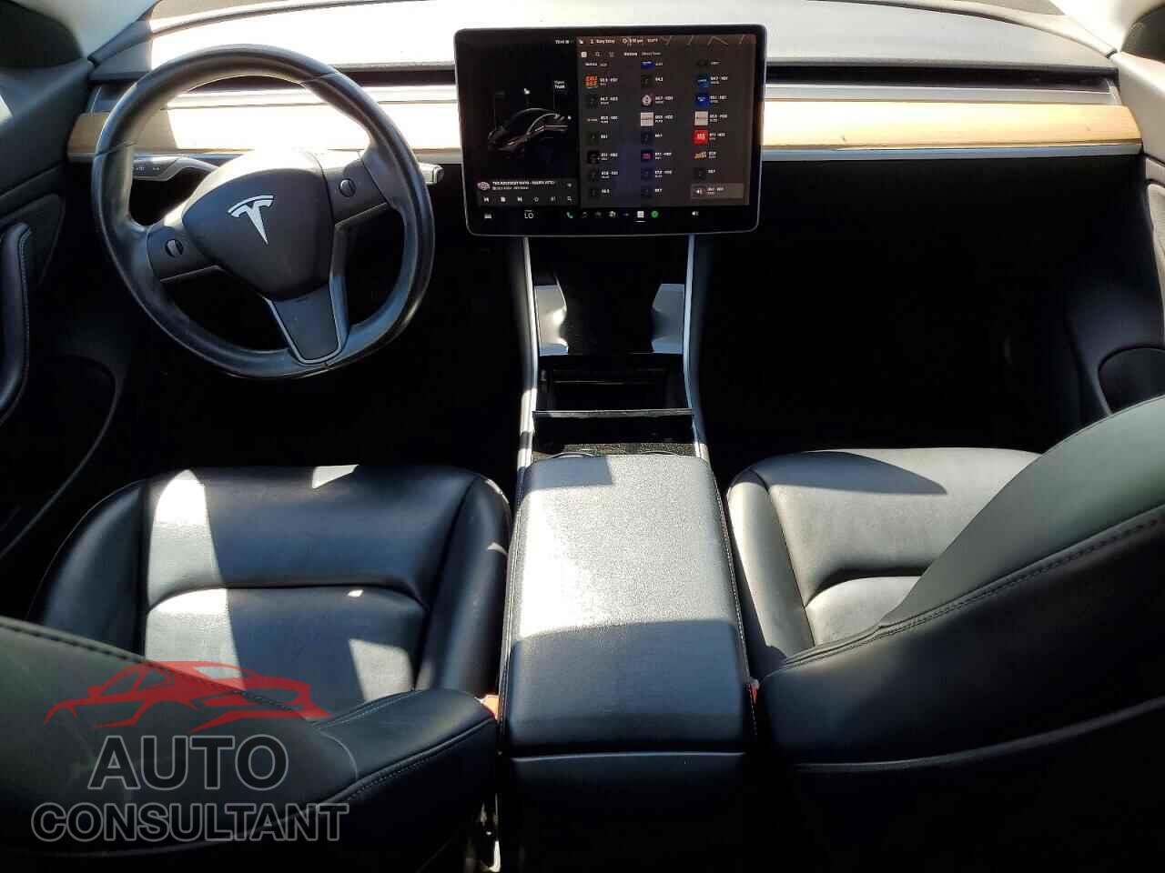 TESLA MODEL 3 2019 - 5YJ3E1EA7KF397796