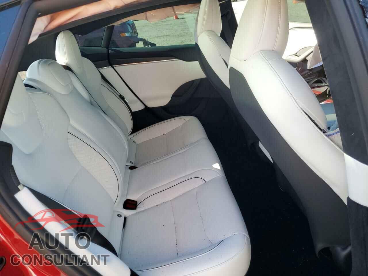 TESLA MODEL S 2023 - 5YJSA1E67PF524394