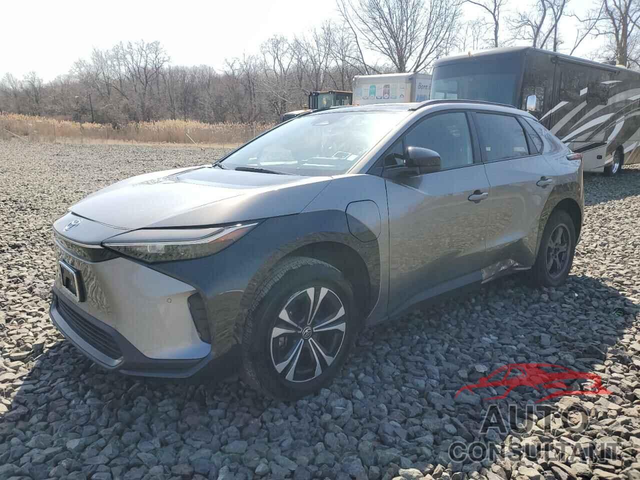 TOYOTA BZ4X XLE 2023 - JTMABACA0PA035764