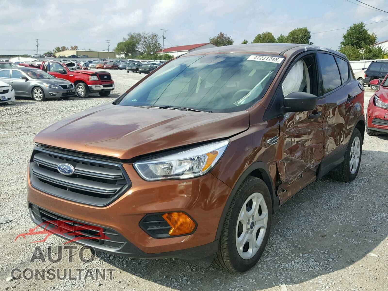 FORD ESCAPE S 2017 - 1FMCU0F78HUC63181