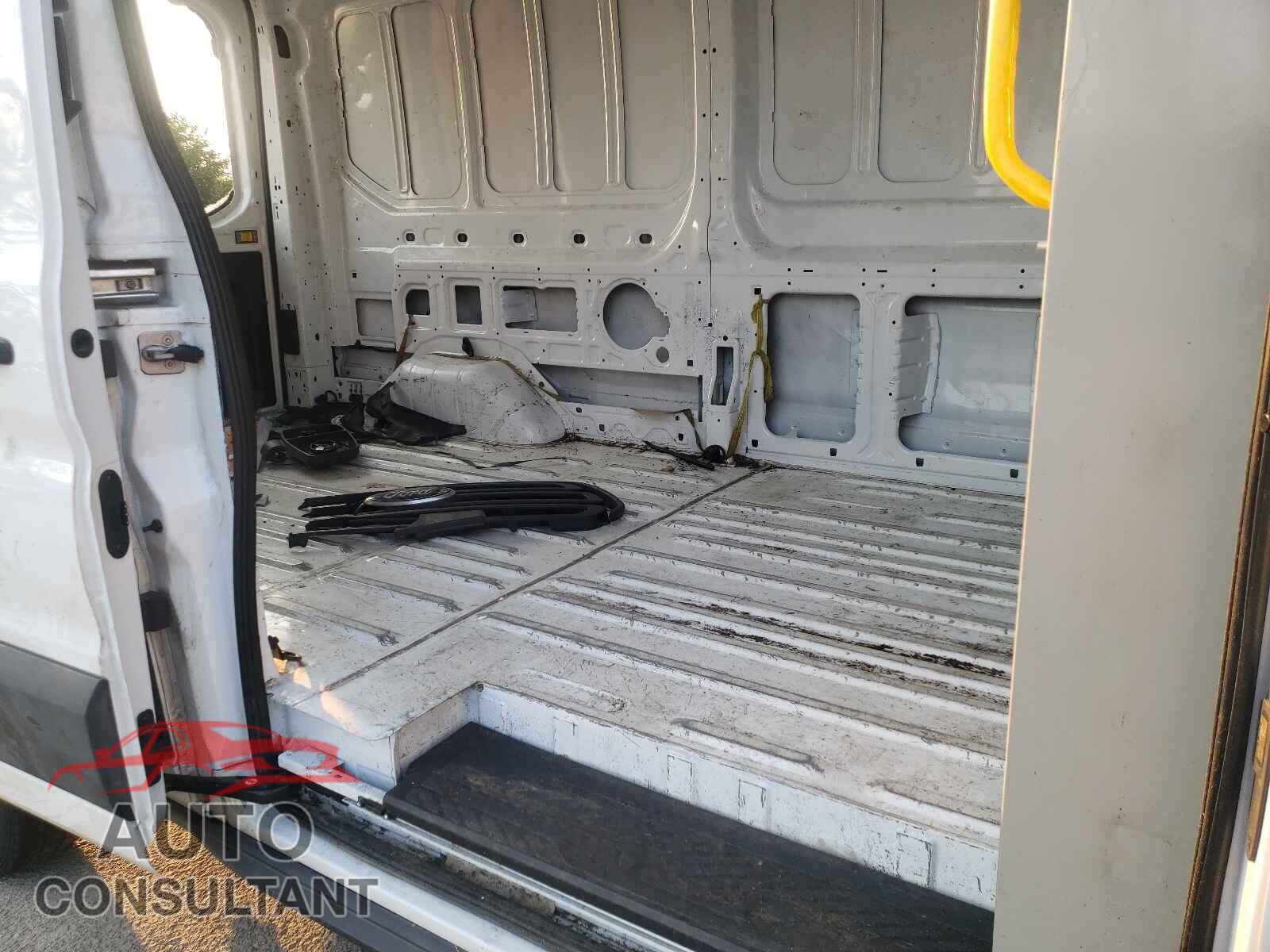 FORD TRANSIT CO 2019 - 1FTYR2CM0KKB17250