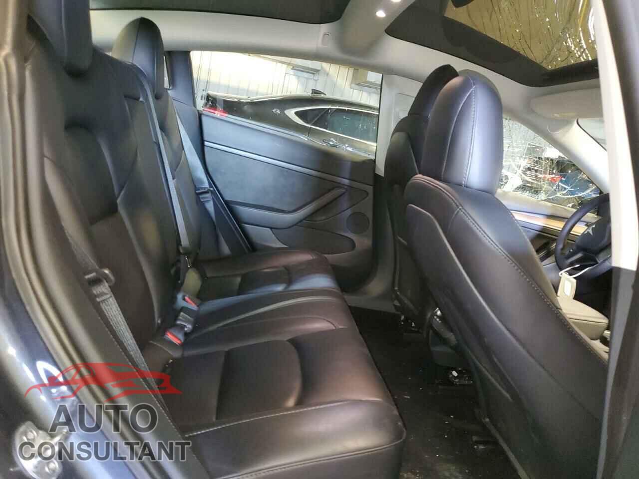 TESLA MODEL 3 2023 - 5YJ3E1EA9PF433687