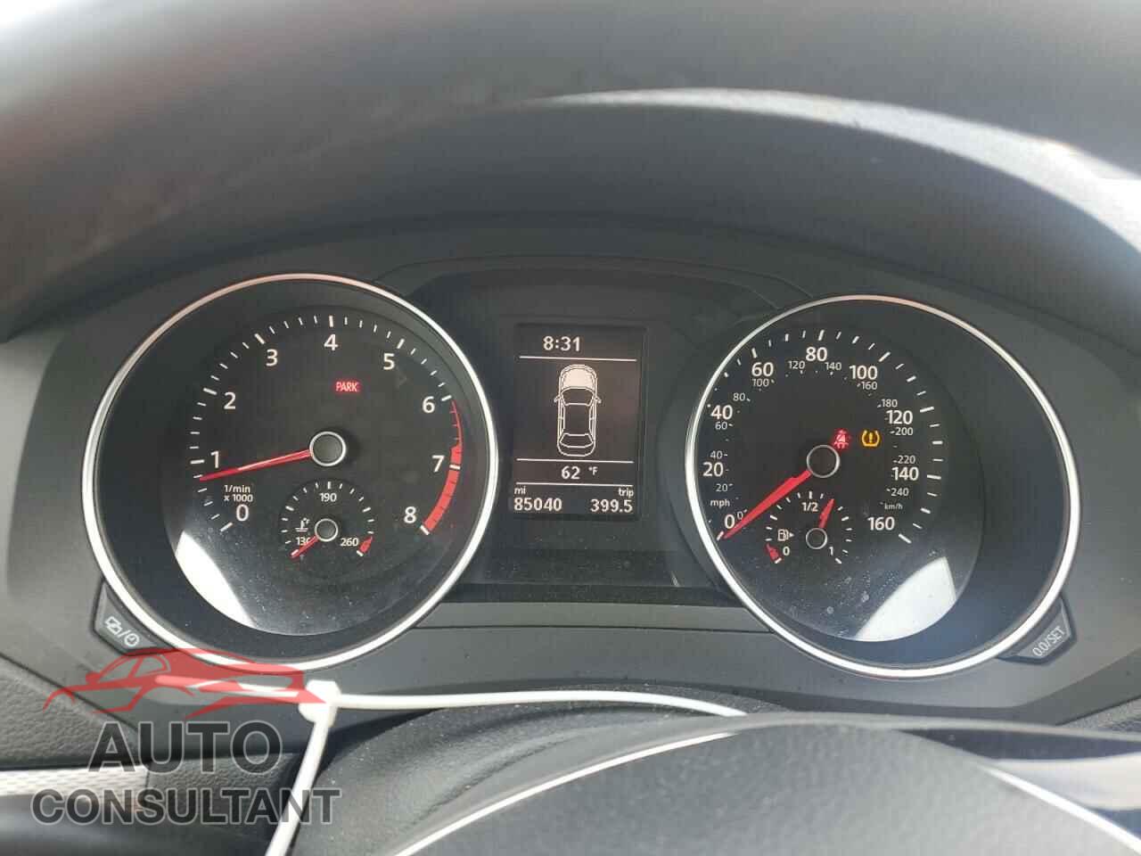 VOLKSWAGEN JETTA 2017 - 3VWB67AJ7HM374859