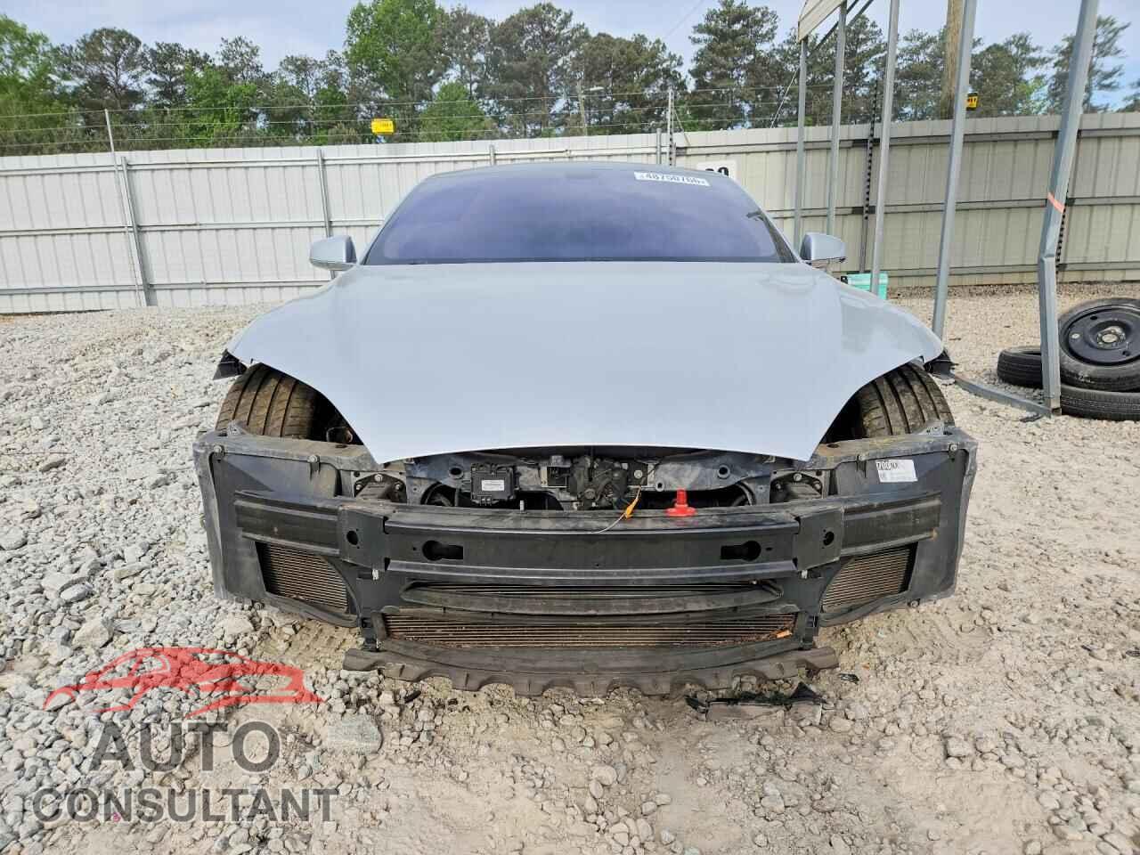 TESLA MODEL S 2013 - 5YJSA1CP3DFP28617