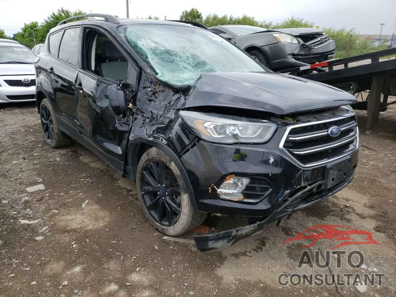 FORD ESCAPE 2017 - 1FMCU9GD3HUD47739