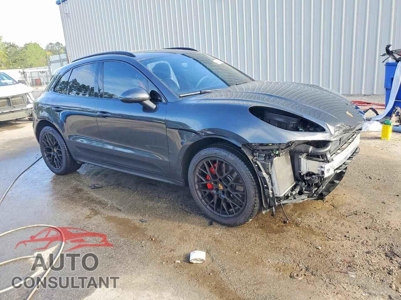 PORSCHE MACAN 2018 - WP1AG2A57JLB65726