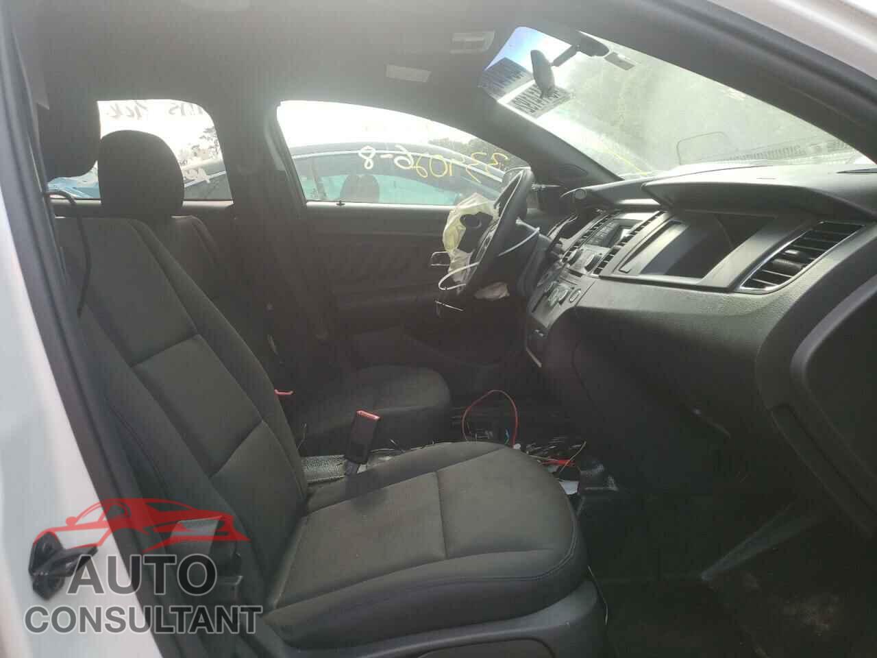 FORD TAURUS 2019 - 1FAHP2MK3KG106755