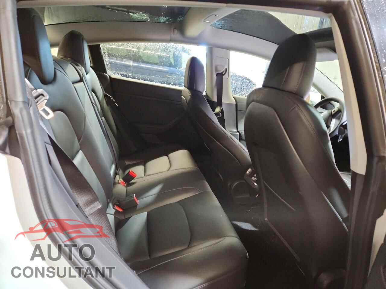 TESLA MODEL 3 2022 - 5YJ3E1EA6NF235808