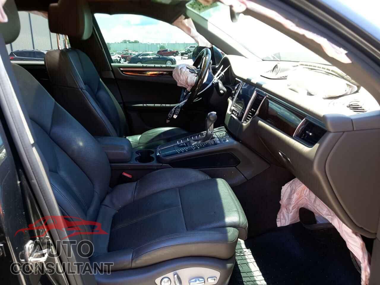 PORSCHE MACAN 2017 - WP1AA2A53HLB00478