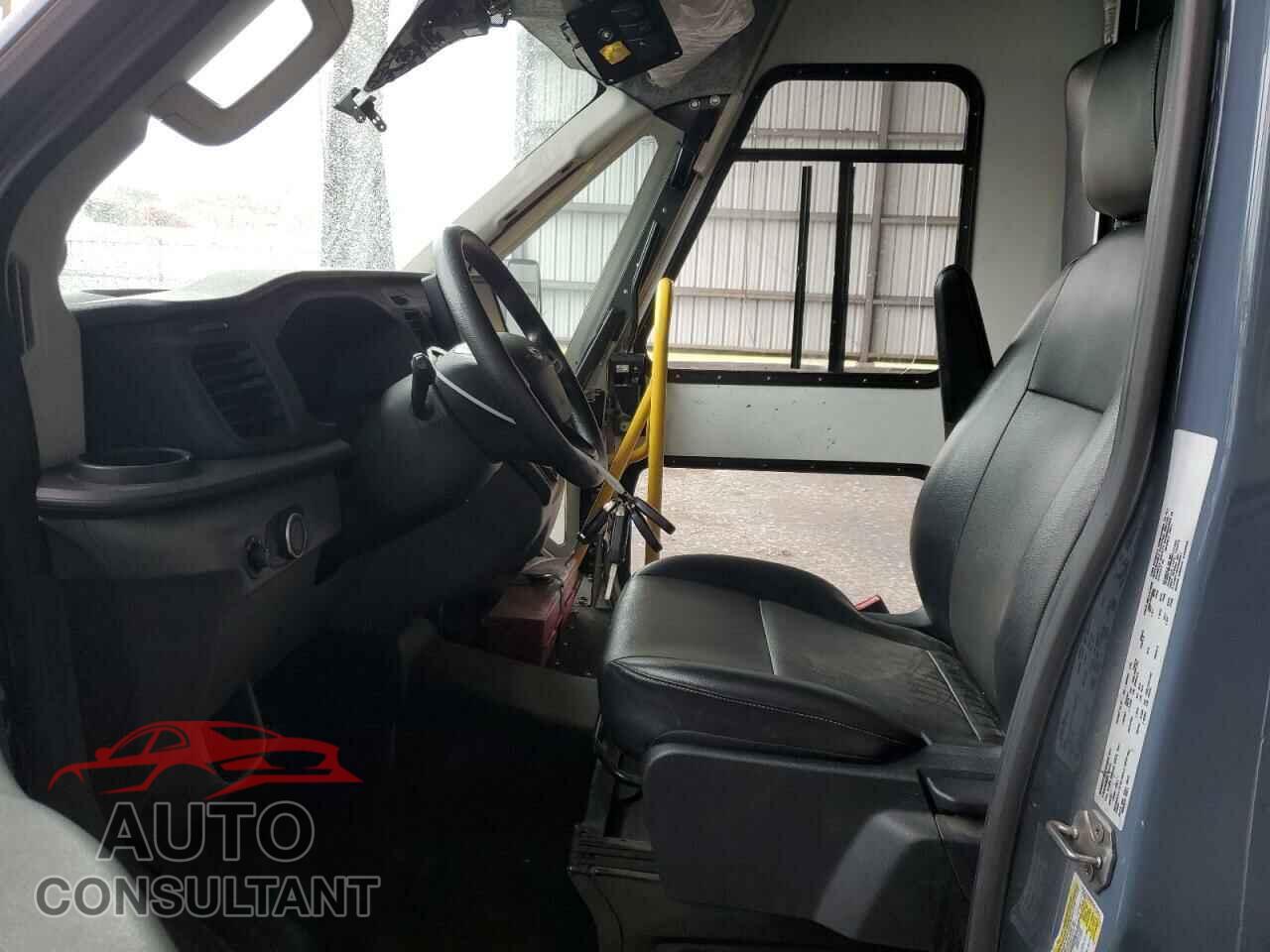 FORD TRANSIT 2021 - 1FDDF6P89MKA41456