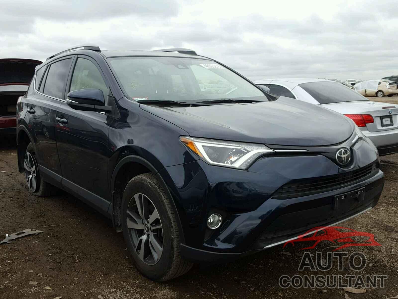 TOYOTA RAV4 XLE 2017 - JTMRFREV0HJ120966