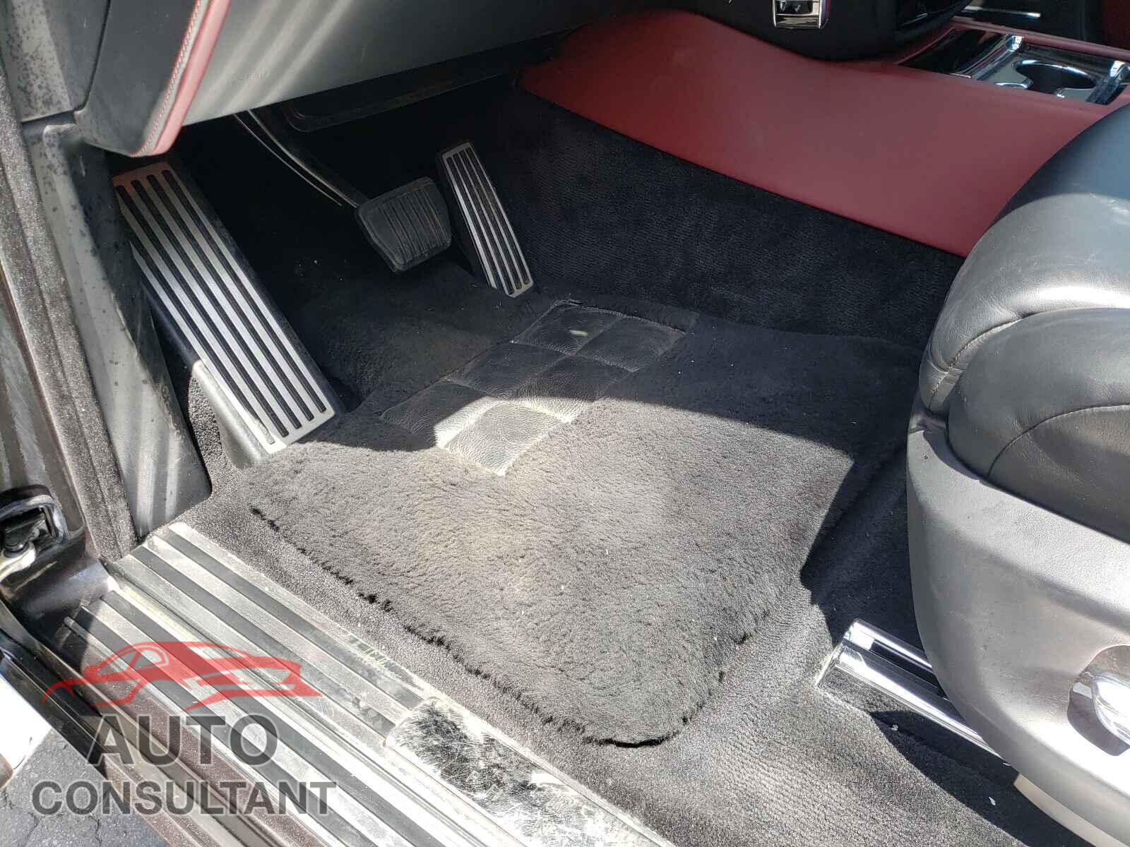 ROLLS-ROYCE ALL MODELS 2019 - SCA687S5XKU104714