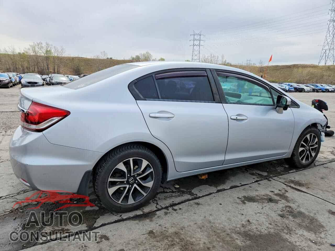 HONDA CIVIC 2015 - 2HGFB2F88FH526279
