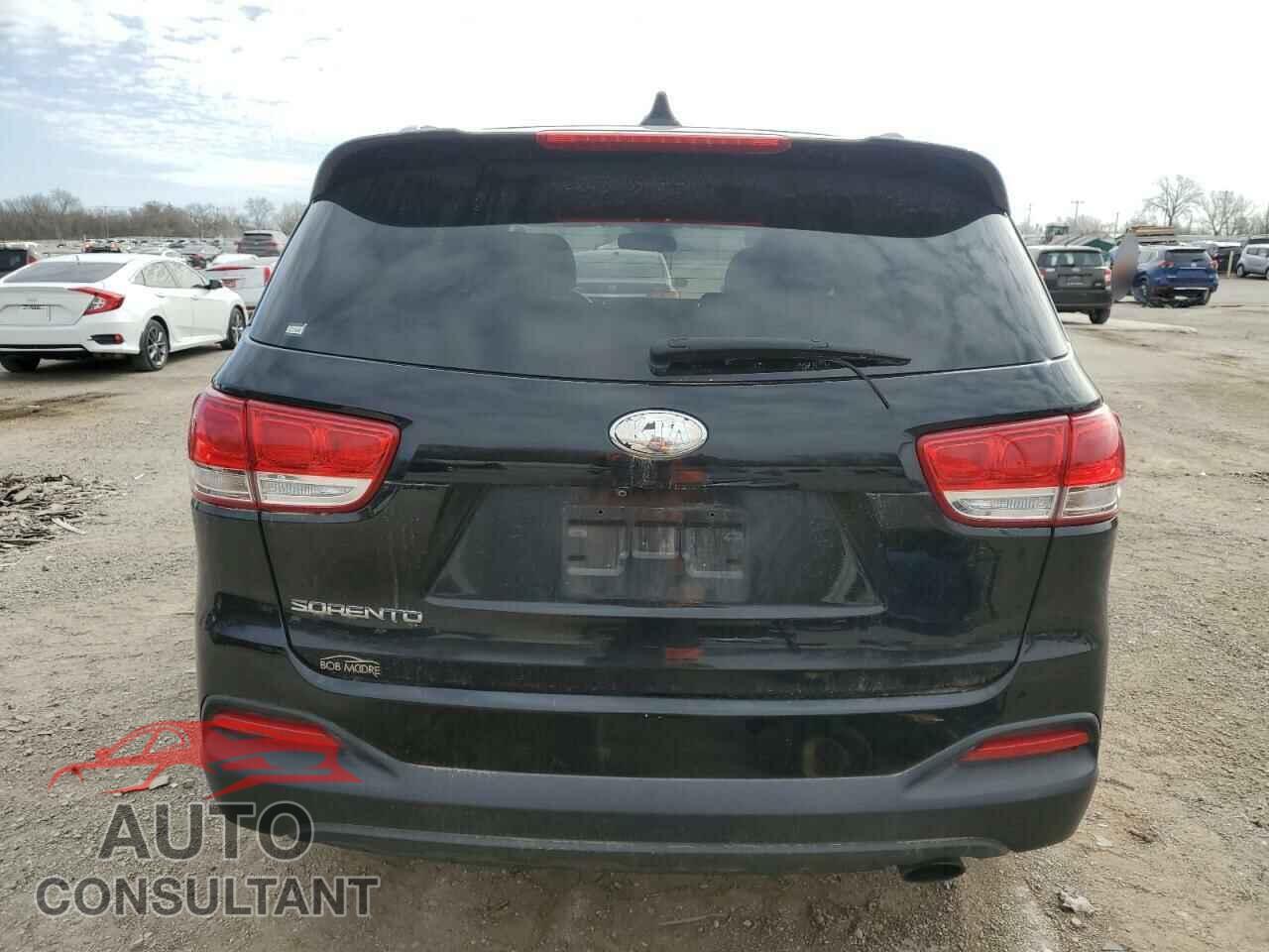 KIA SORENTO 2018 - 5XYPG4A34JG352004