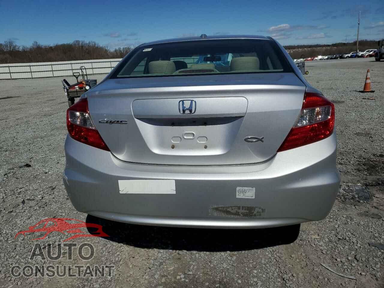 HONDA CIVIC 2012 - 19XFB2F88CE305268