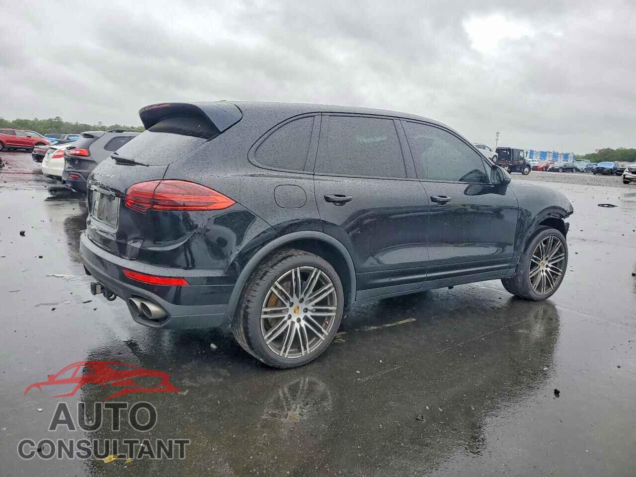 PORSCHE CAYENNE 2017 - WP1AB2A24HLA53545