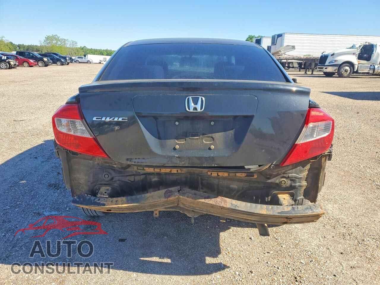 HONDA CIVIC 2012 - 2HGFB2F86CH326321