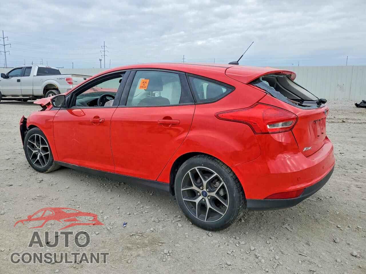 FORD FOCUS 2017 - 1FADP3M28HL219038