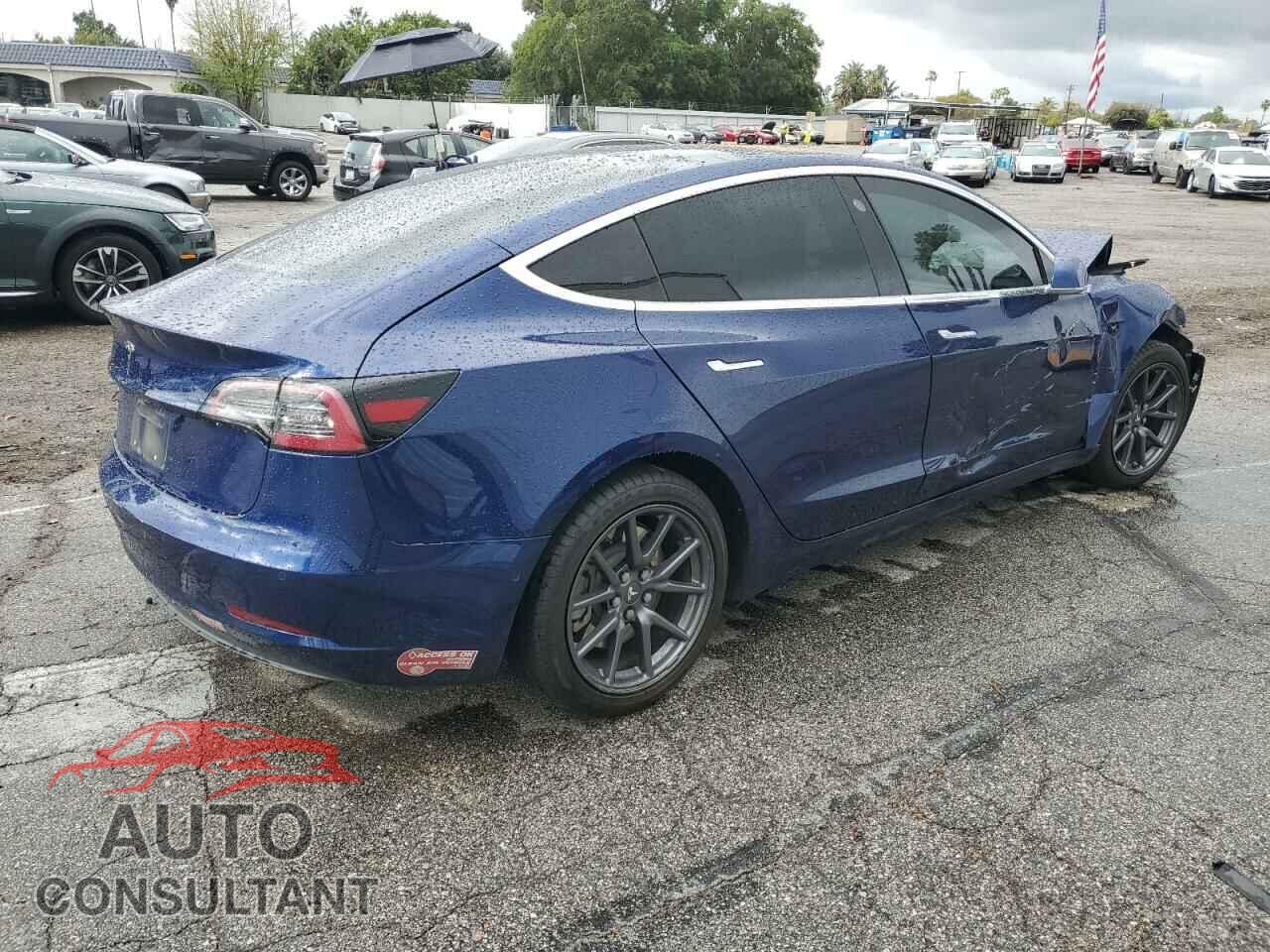 TESLA MODEL 3 2018 - 5YJ3E1EA6JF077979