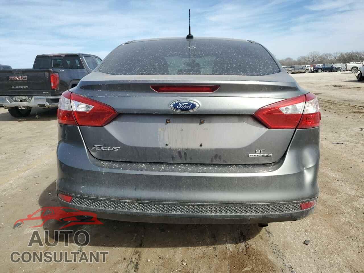 FORD FOCUS 2014 - 1FADP3F27EL460727
