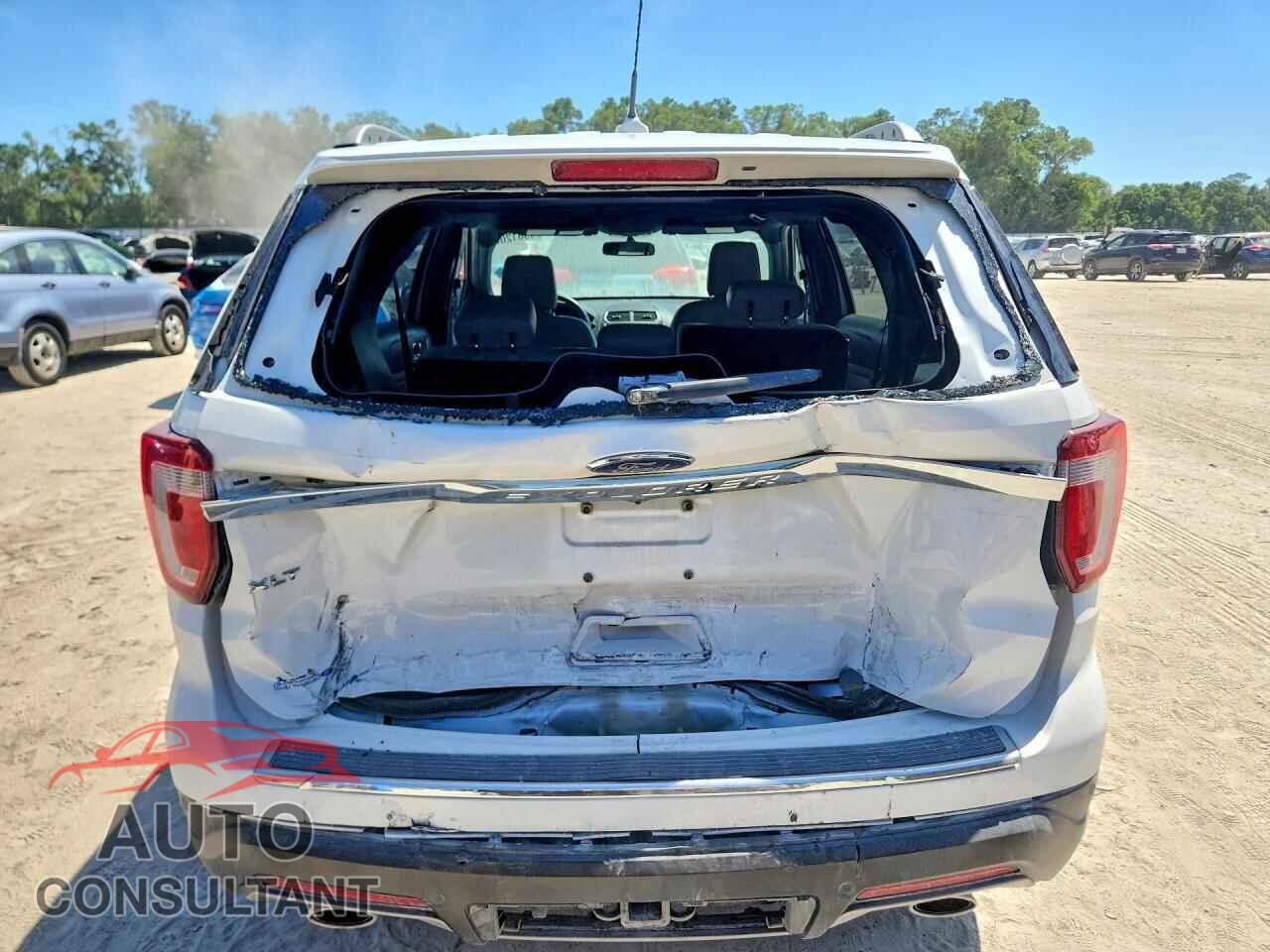 FORD EXPLORER 2018 - 1FM5K7D83JGB04690