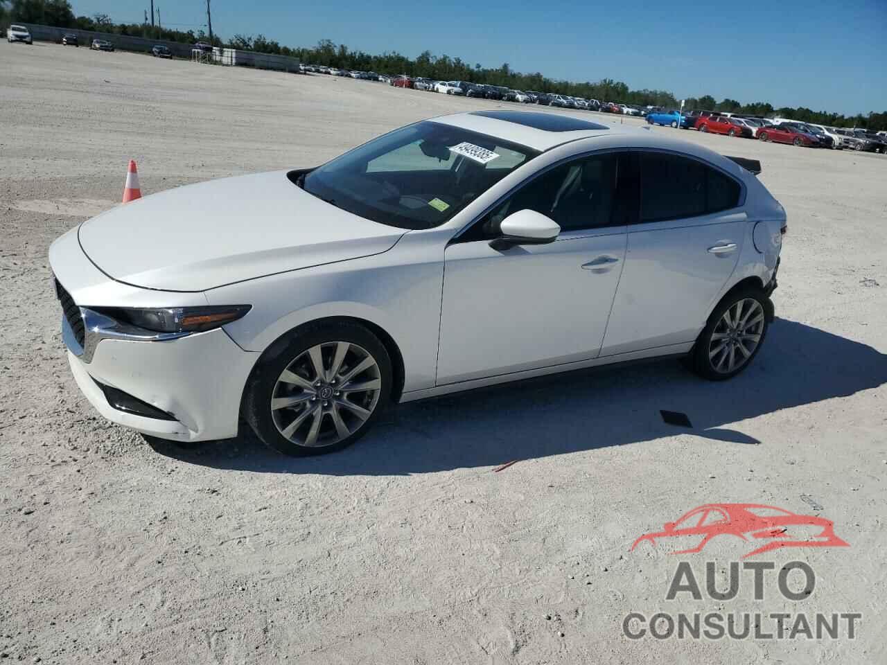 MAZDA 3 2022 - 3MZBPBDL8NM318955