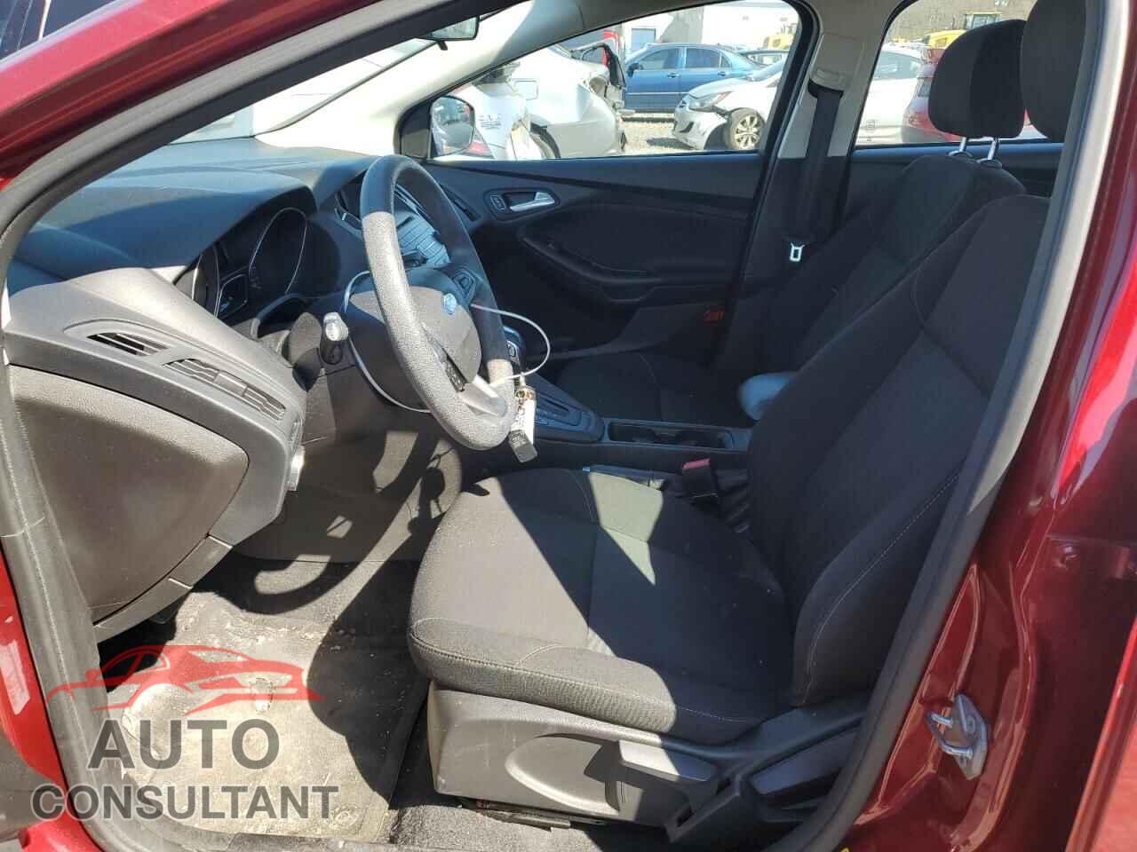 FORD FOCUS 2015 - 1FADP3F28FL364980