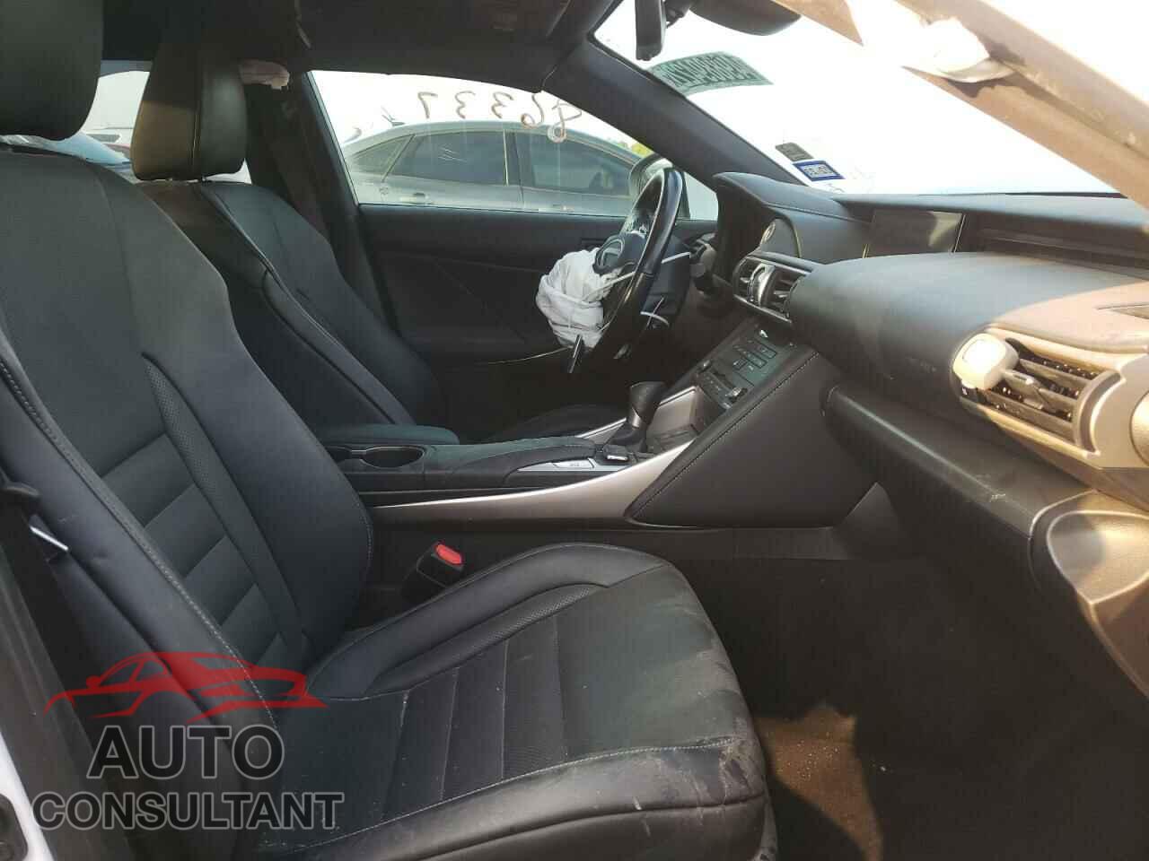 LEXUS IS 2017 - JTHBA1D23H5046278