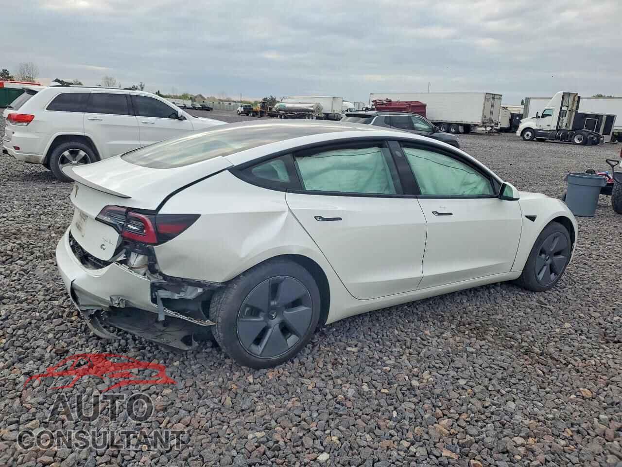 TESLA MODEL 3 2023 - 5YJ3E1EA8PF493508