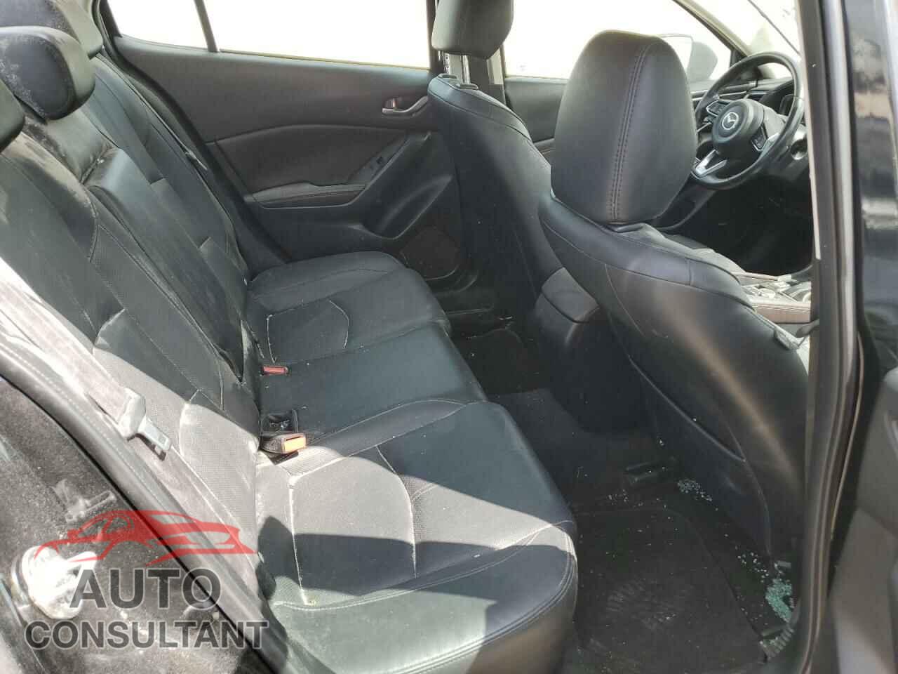 MAZDA 3 2017 - 3MZBN1W32HM128232