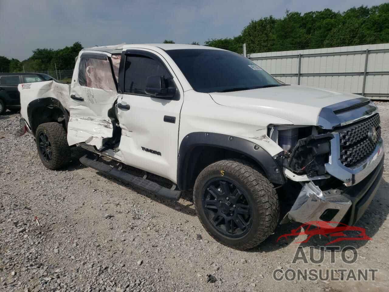 TOYOTA TUNDRA 2021 - 5TFDY5F18MX959621