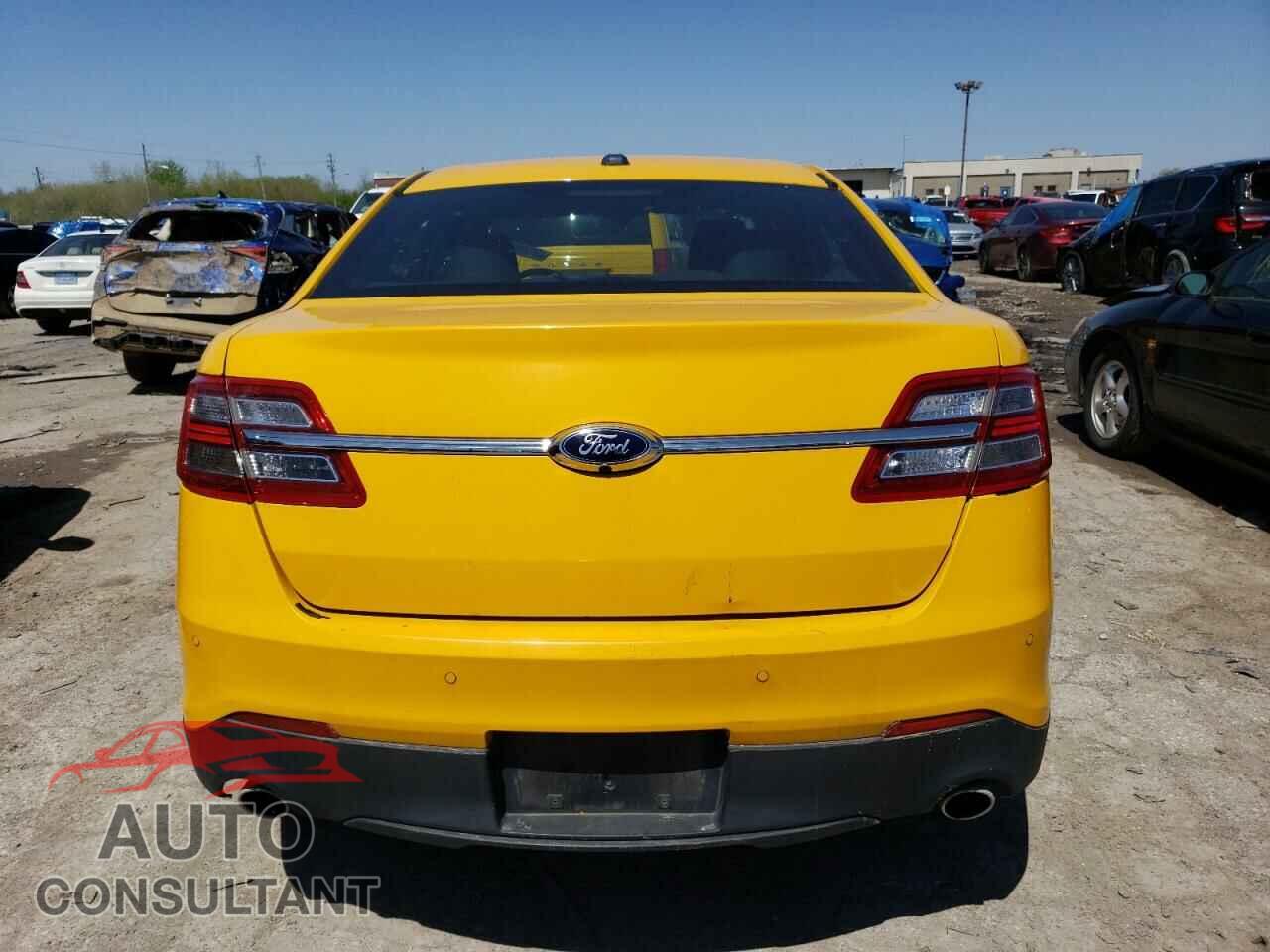 FORD TAURUS 2015 - 1FAHP2E80FG195077