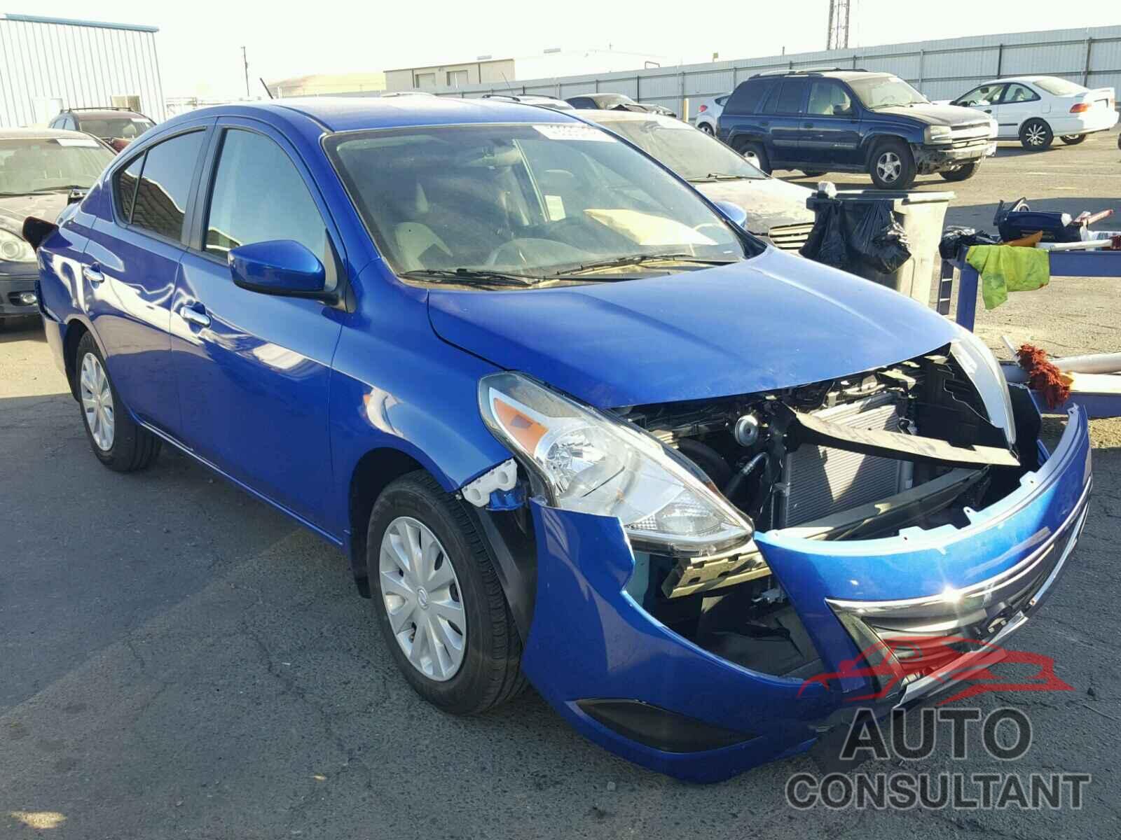 NISSAN VERSA 2017 - 3N1CN7AP8HL886928