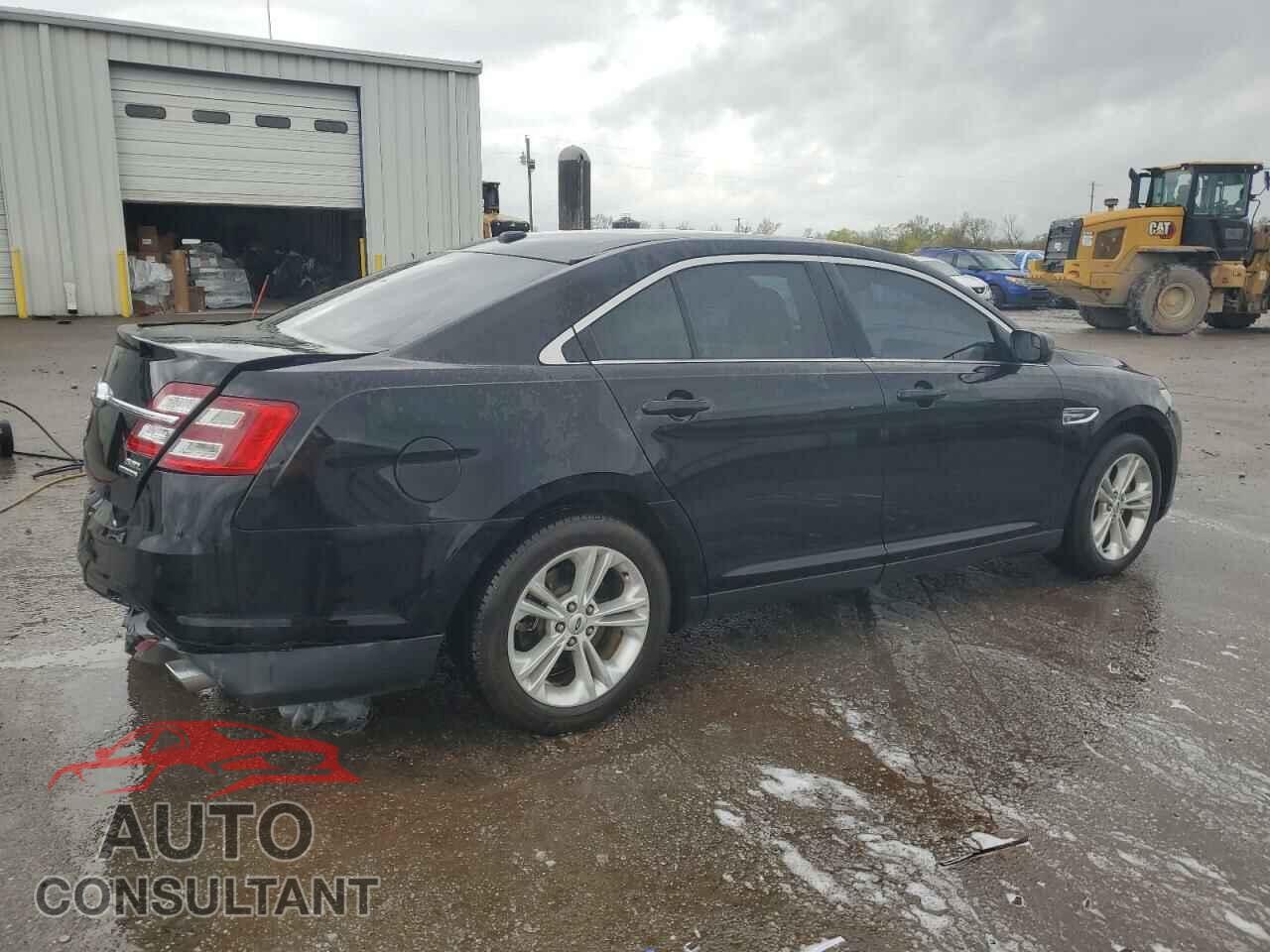 FORD TAURUS 2017 - 1FAHP2E83HG105357