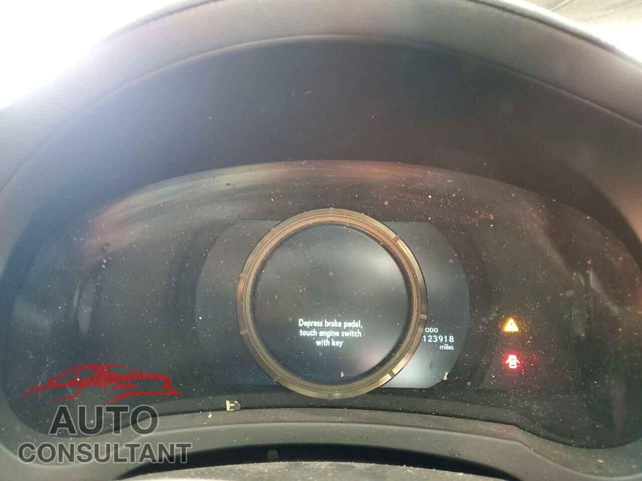 LEXUS IS 2014 - JTHCF1D24E5008415
