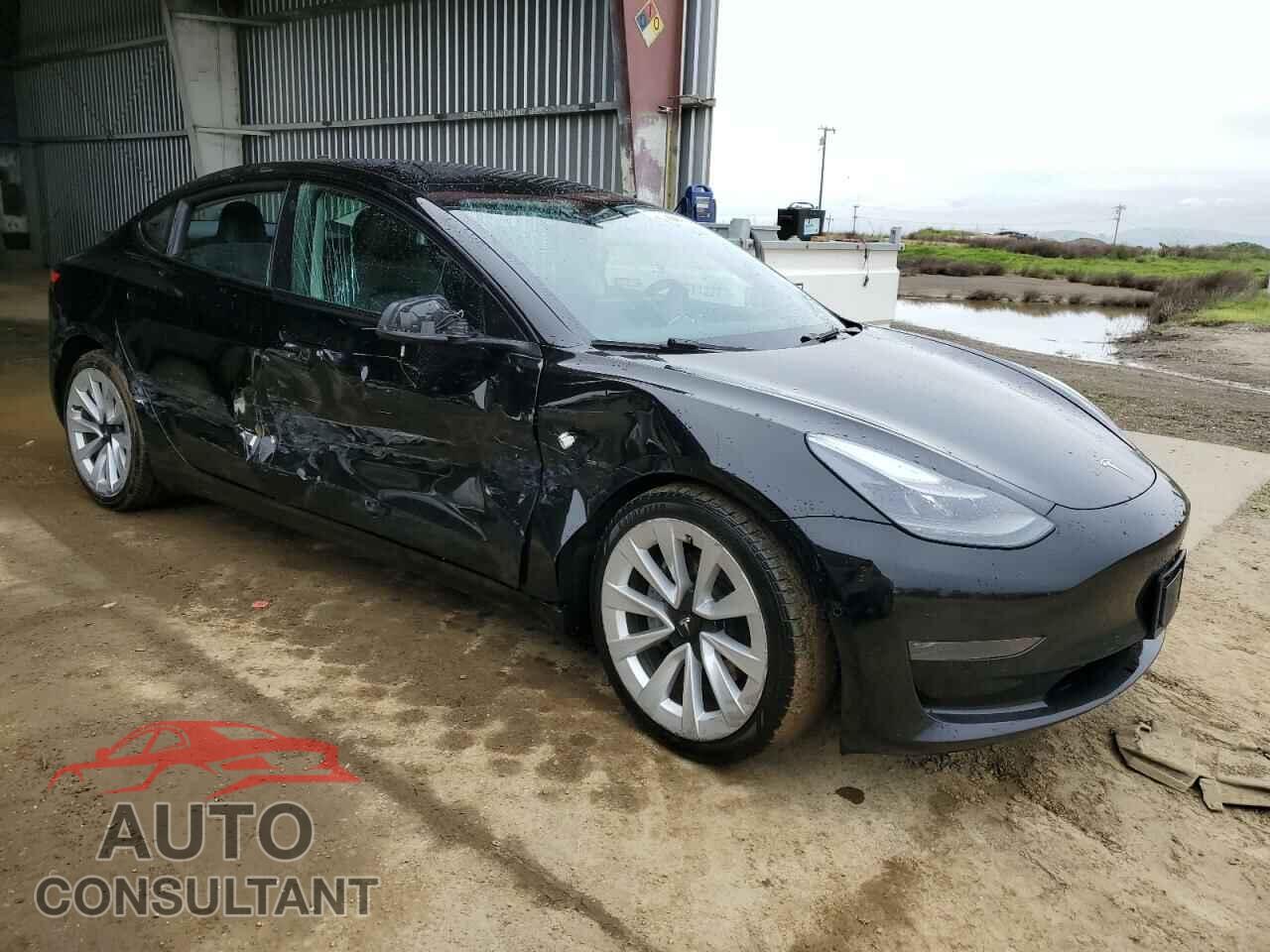 TESLA MODEL 3 2022 - 5YJ3E1EAXNF304743