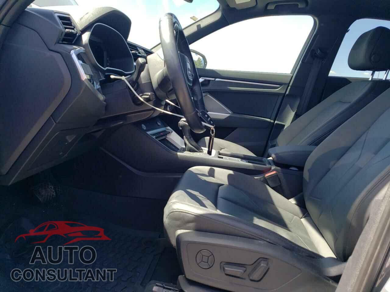 AUDI Q3 2020 - WA1AECF35L1002201