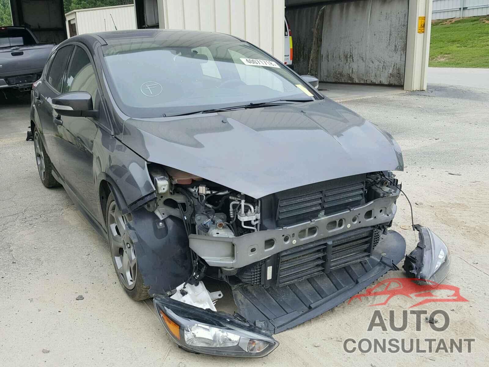 FORD FOCUS 2016 - 1FADP3L95GL357827