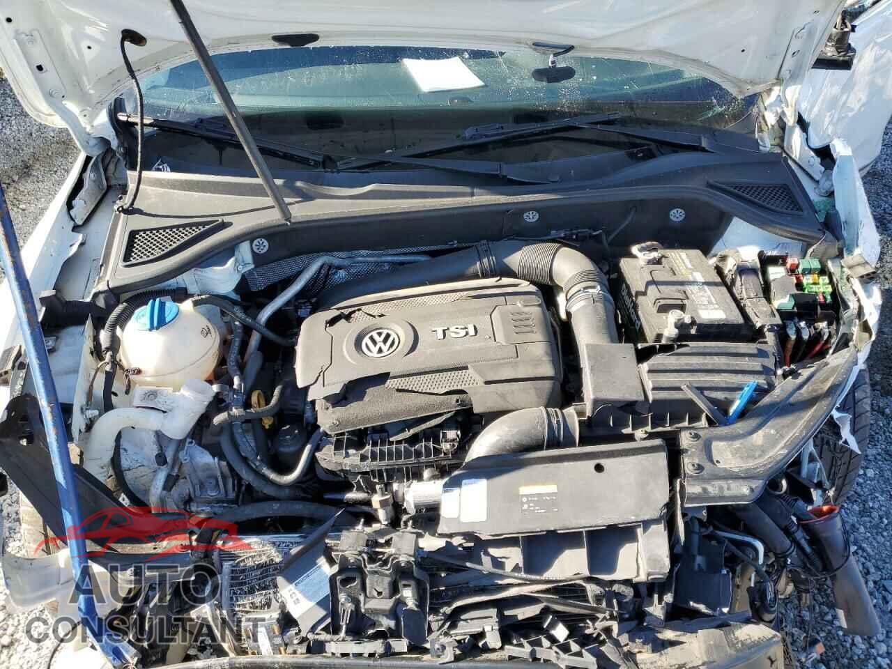 VOLKSWAGEN PASSAT 2017 - 1VWAT7A3XHC003749