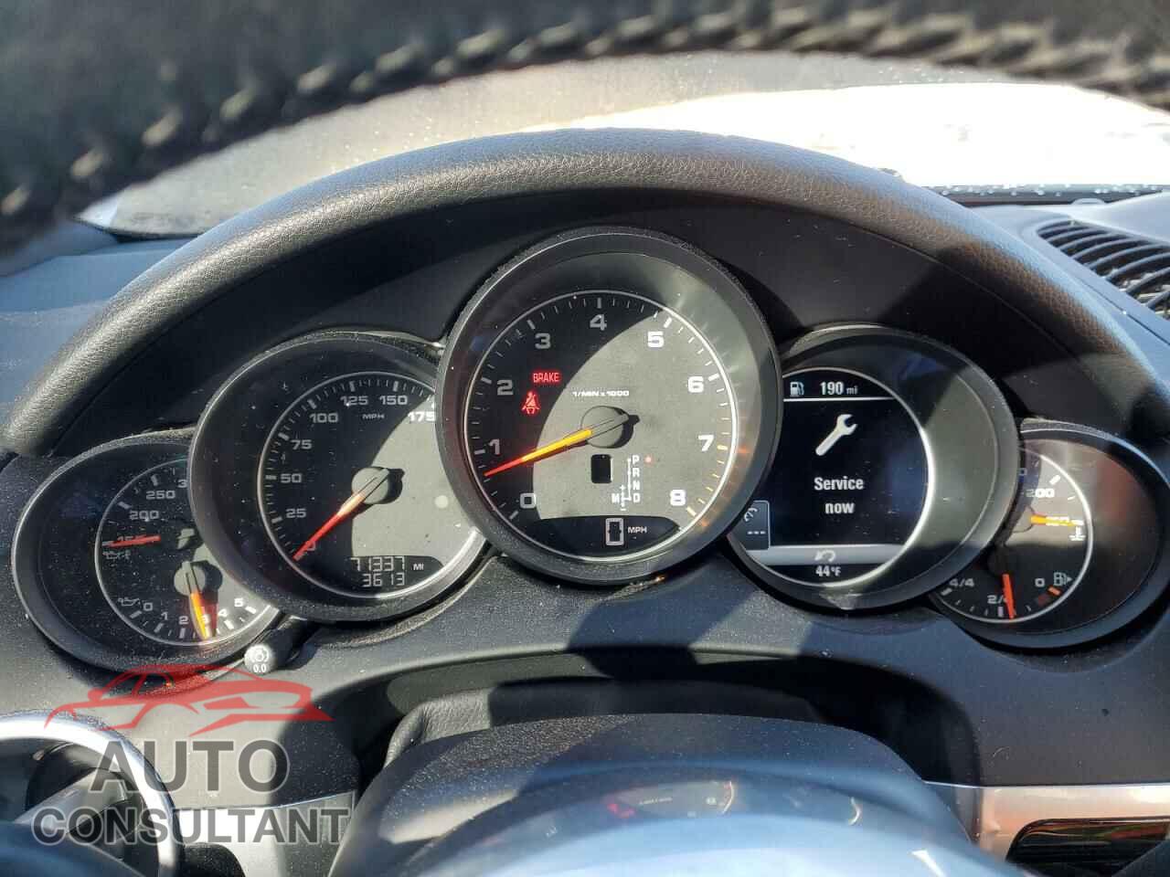 PORSCHE CAYENNE 2016 - WP1AA2A28GLA06410