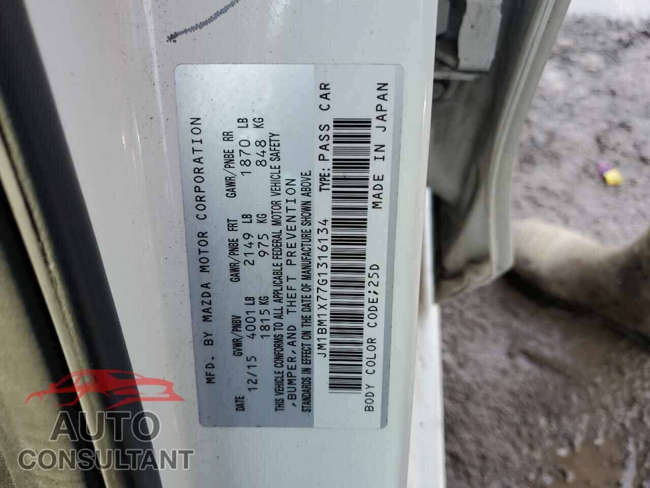 MAZDA 3 2016 - JM1BM1X77G1316134