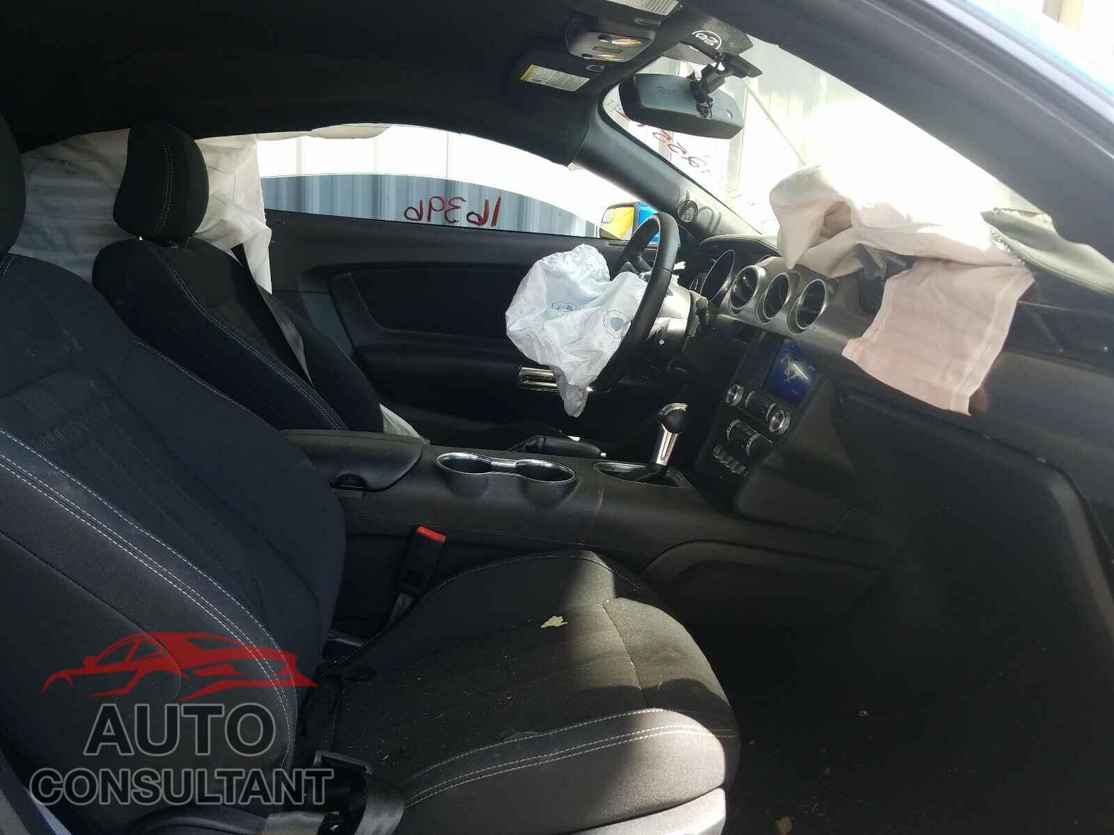FORD MUSTANG 2019 - 1FA6P8TH7K5199310
