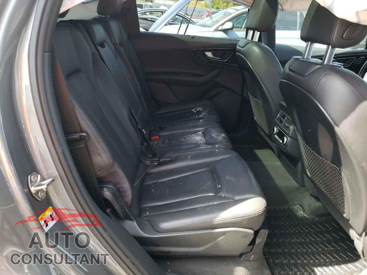 AUDI Q7 2017 - WA1LAAF74HD024904